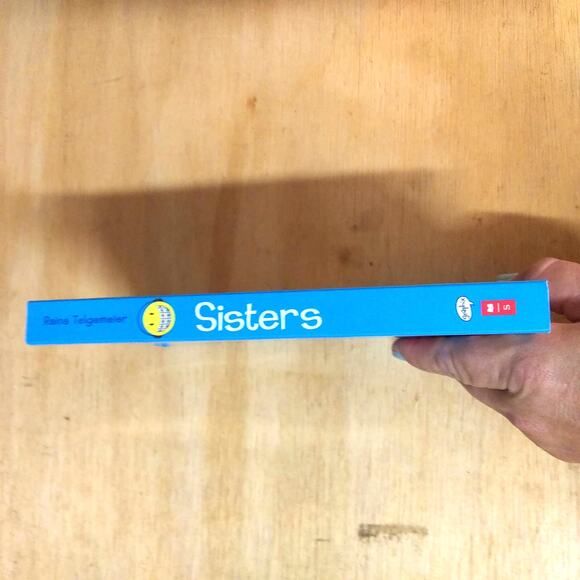 SISTERS by Raina Telgemeier – Award-Winning Graphic Novel (Paperback) - Picture 3 of 5